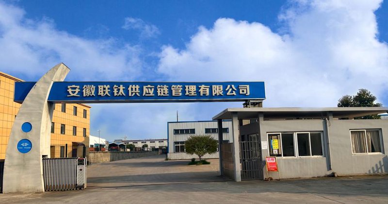 湖北服装批发行业新动态：时尚引领未来潮流